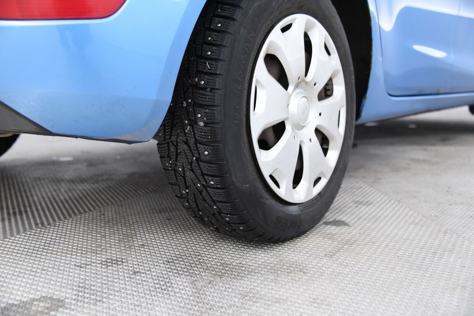 Ford Fiesta 2009 1,25 60hv Trend M5 5-ov / Suomi-auto / Seuraava katsastus 10/26 / 2x Renkaat / - YritysOutlet - Myydään vain yrityksille - Siisti Suomi-auto pitkäaikaiselta omistajalta!