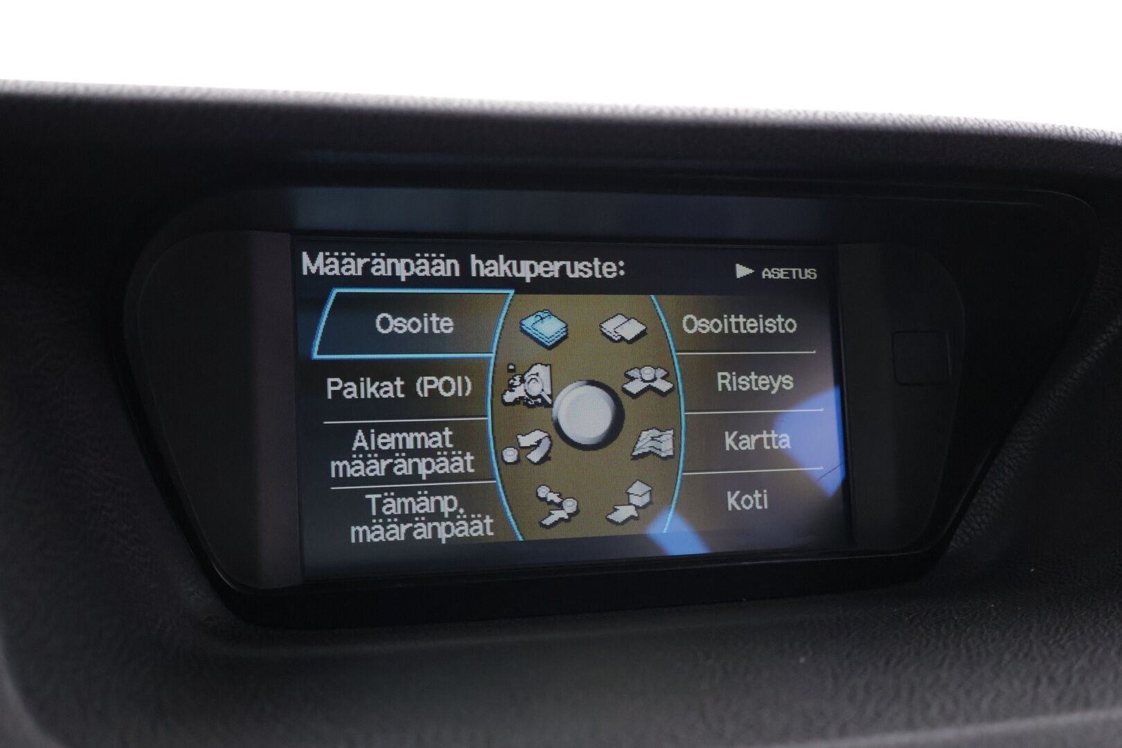 Honda Accord 2010 4D 2,4 Executive Navi AT Business - Sähkösäätöinen kuljettajanistuin muistilla / Nahkasisusta / Siisti yksilö! / Hyvin huollettu ja juuri leimattu.