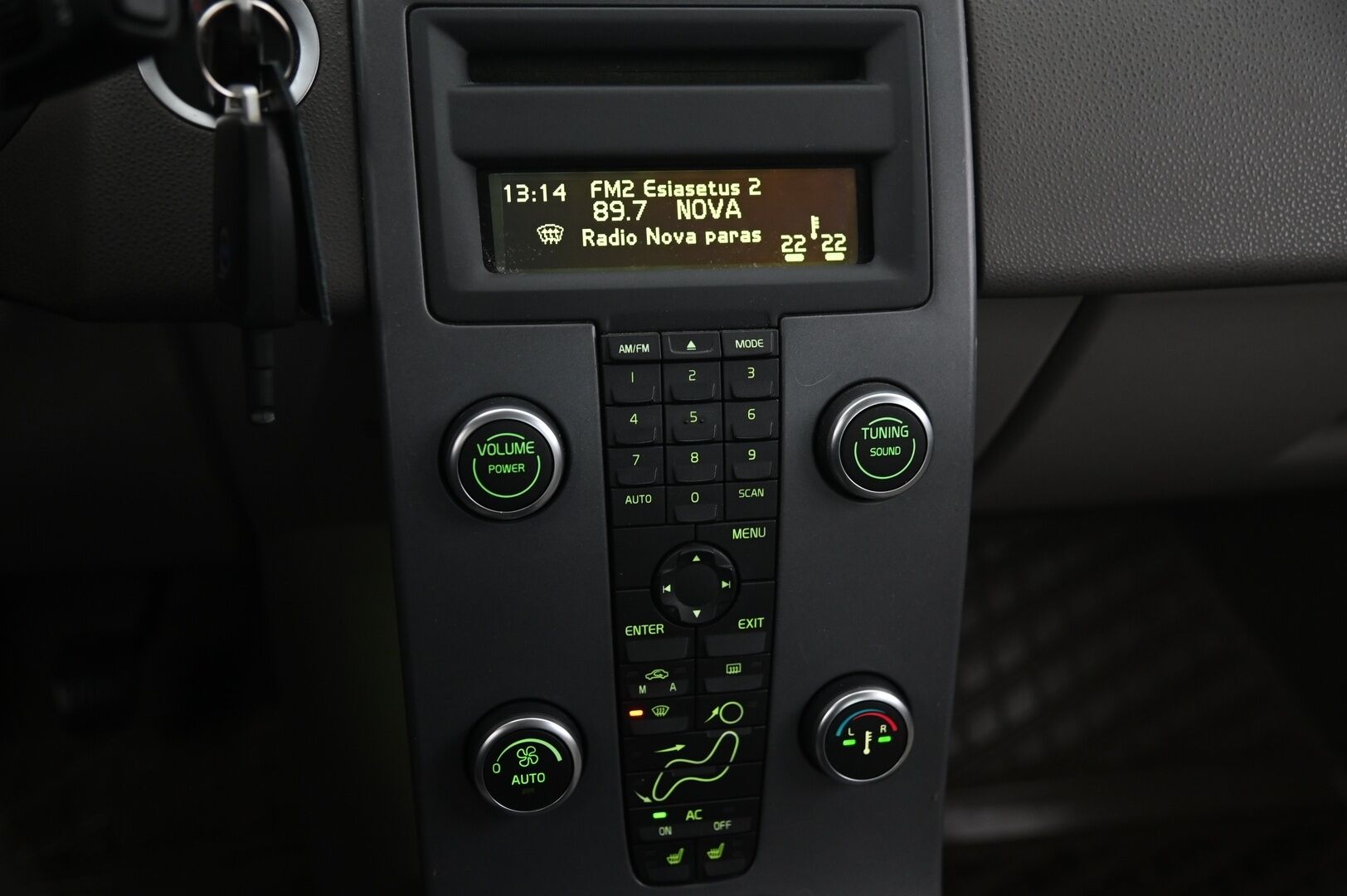 Volvo S40 2009 1,6D DRIVe *Tämä auto myydään Yritysoutletissa vain yrityksille* *Webasto / 2x alut / Hyvin huollettu* - *TÄMÄ AUTO MYYDÄÄN YRITYSOUTLETISSA VAIN YRITYKSILLE*