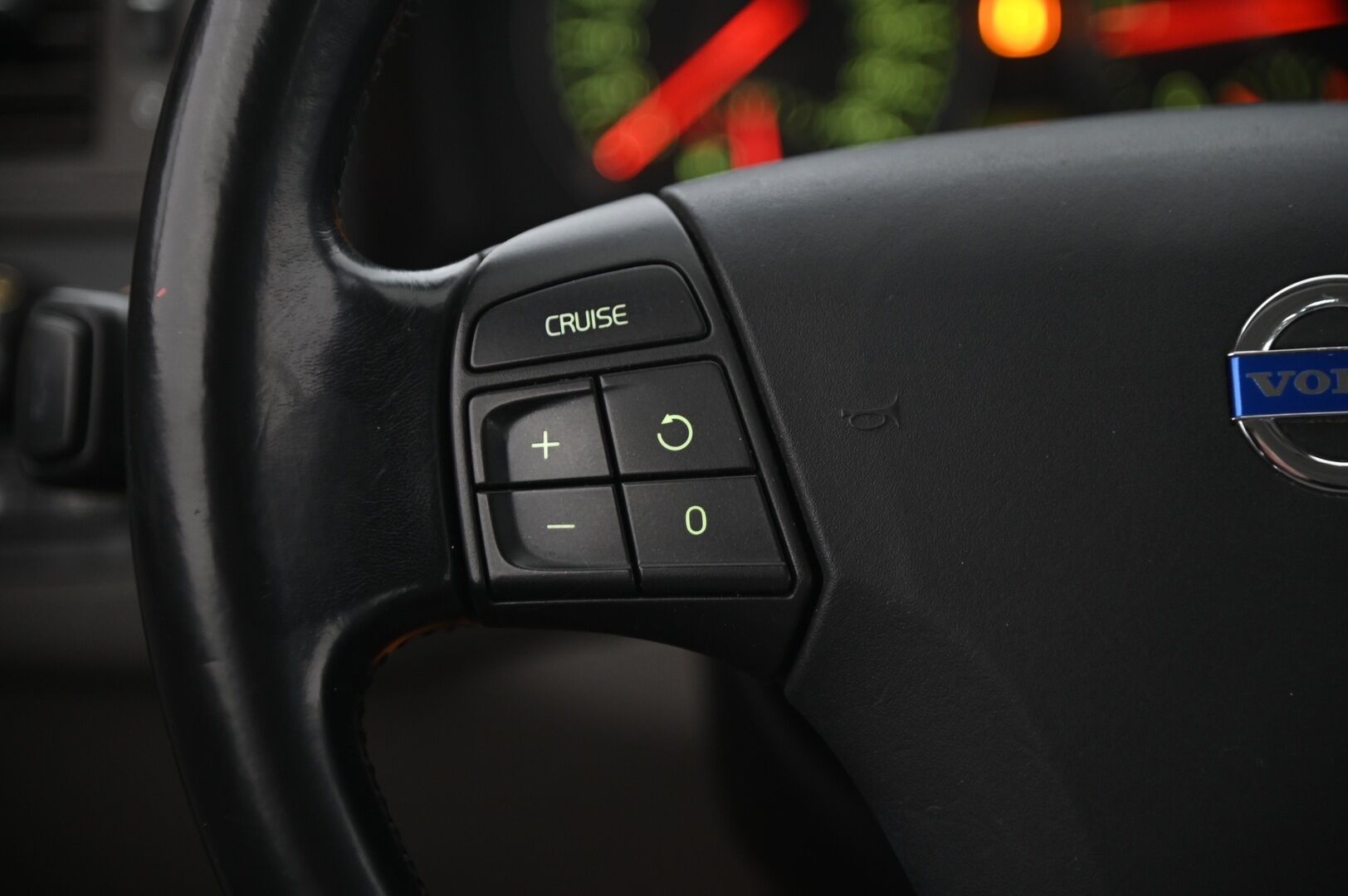 Volvo S40 2009 1,6D DRIVe *Tämä auto myydään Yritysoutletissa vain yrityksille* *Webasto / 2x alut / Hyvin huollettu* - *TÄMÄ AUTO MYYDÄÄN YRITYSOUTLETISSA VAIN YRITYKSILLE*