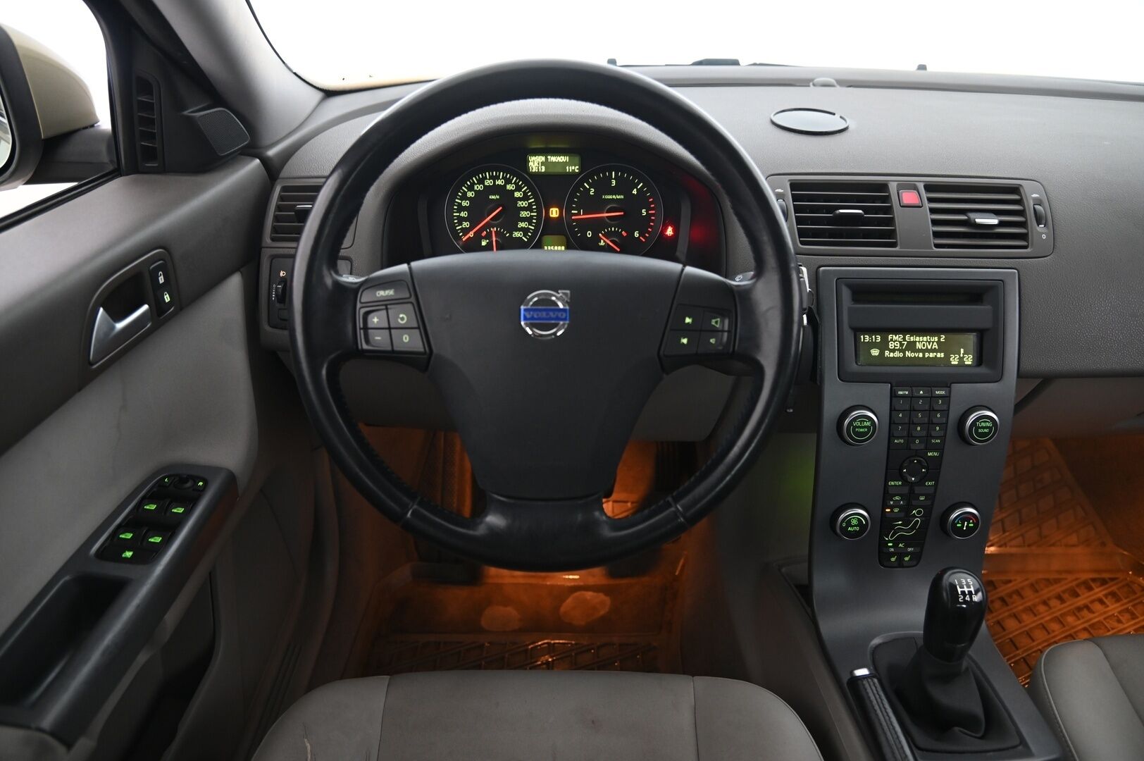 Volvo S40 2009 1,6D DRIVe *Tämä auto myydään Yritysoutletissa vain yrityksille* *Webasto / 2x alut / Hyvin huollettu* - *TÄMÄ AUTO MYYDÄÄN YRITYSOUTLETISSA VAIN YRITYKSILLE*