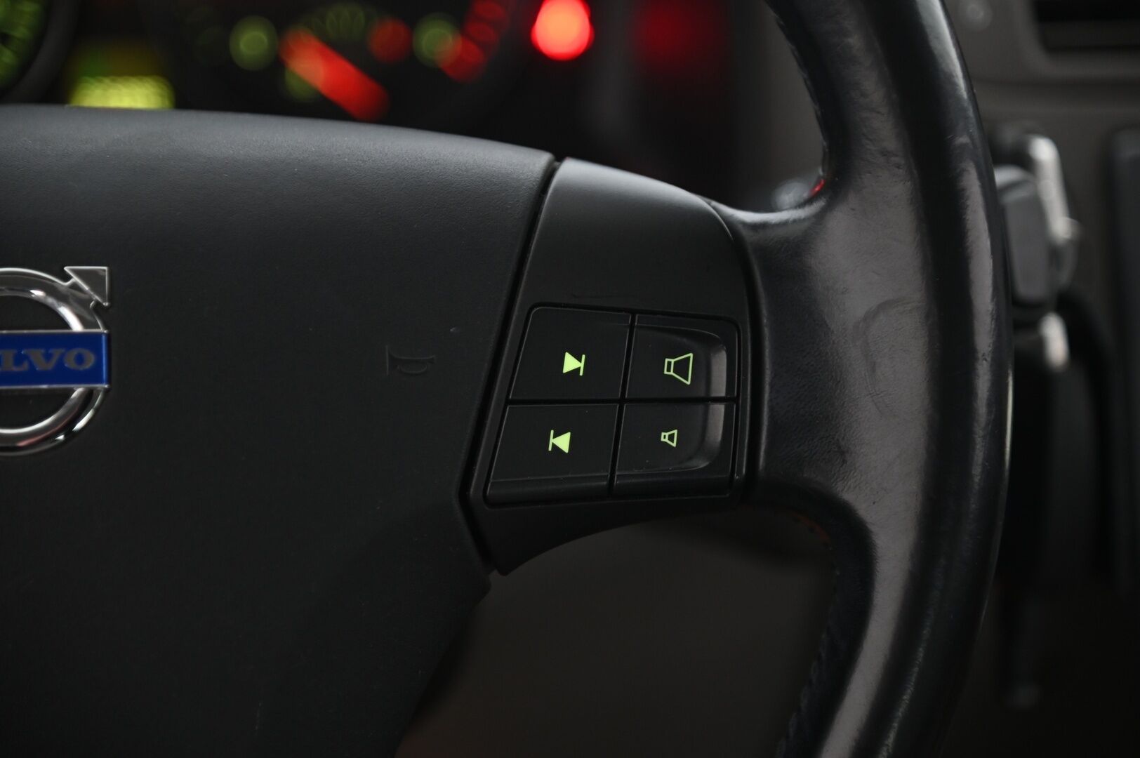 Volvo S40 2009 1,6D DRIVe *Tämä auto myydään Yritysoutletissa vain yrityksille* *Webasto / 2x alut / Hyvin huollettu* - *TÄMÄ AUTO MYYDÄÄN YRITYSOUTLETISSA VAIN YRITYKSILLE*