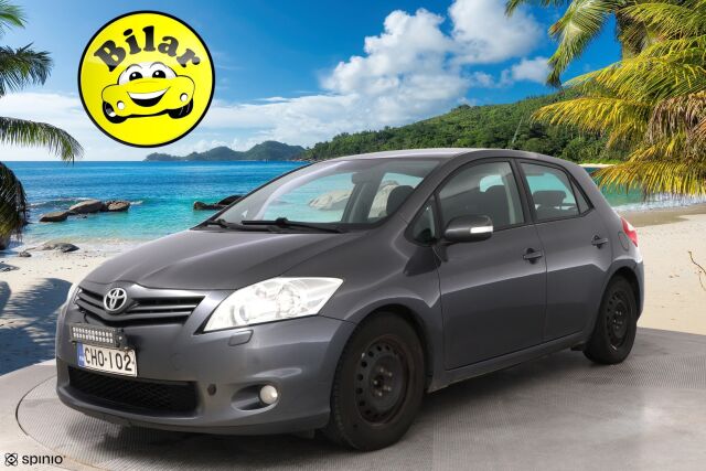 Toyota Auris 2011