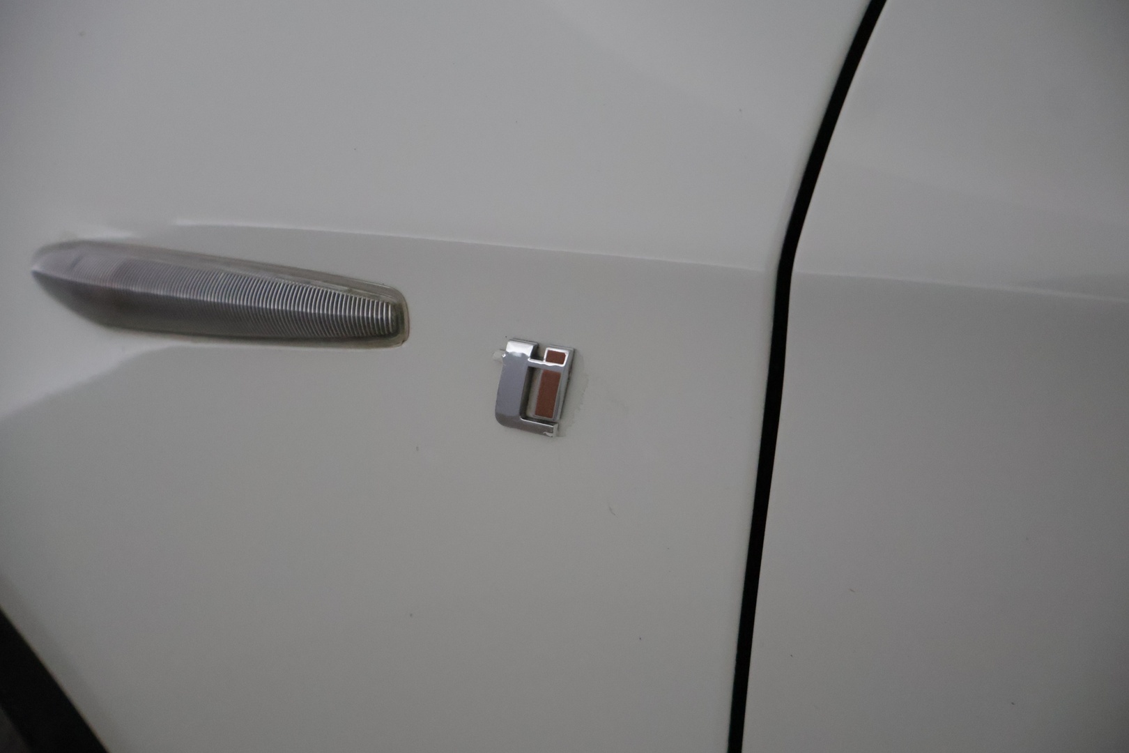 Alfa Romeo 159 2010 Sportwagon 1750 TBi 200hv  YritysOutlet - Myydään vain yrityksille / Suomiauto / Vetokoukku / Bose / Vakkari * - *Turbo vaihdettu 200tkm / 2x renkaat / Kytkin&vauhtipyörä vaihdettu 195tkm / Yllättävän siisti!*