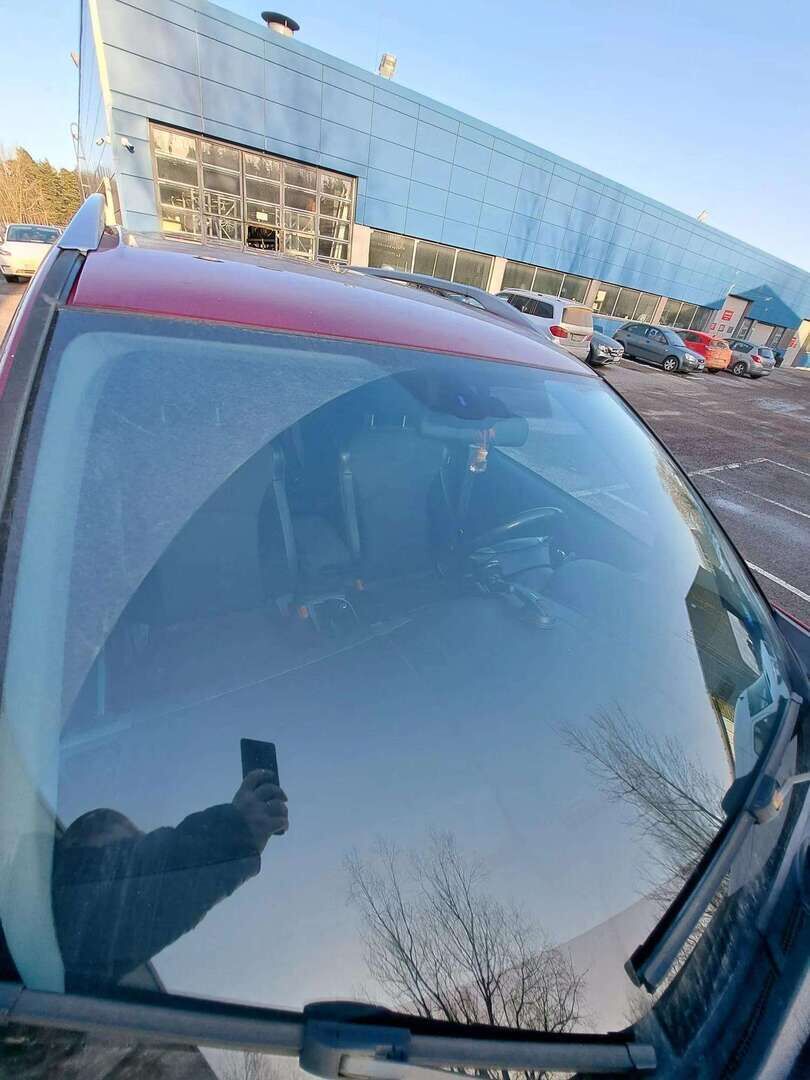 Mitsubishi Outlander 2010 2,4 MIVEC Intense CVT* YritysOutlet - Myydään vain yrityksille / Puolnahkasisusta / Sisätilanlämmitin / Suomi-auto! * - * Tämä auto myydään YritysOutlet -valikoimasta vain yritykselle / Katsastus 9/26 / Uudet kesärenkaat *