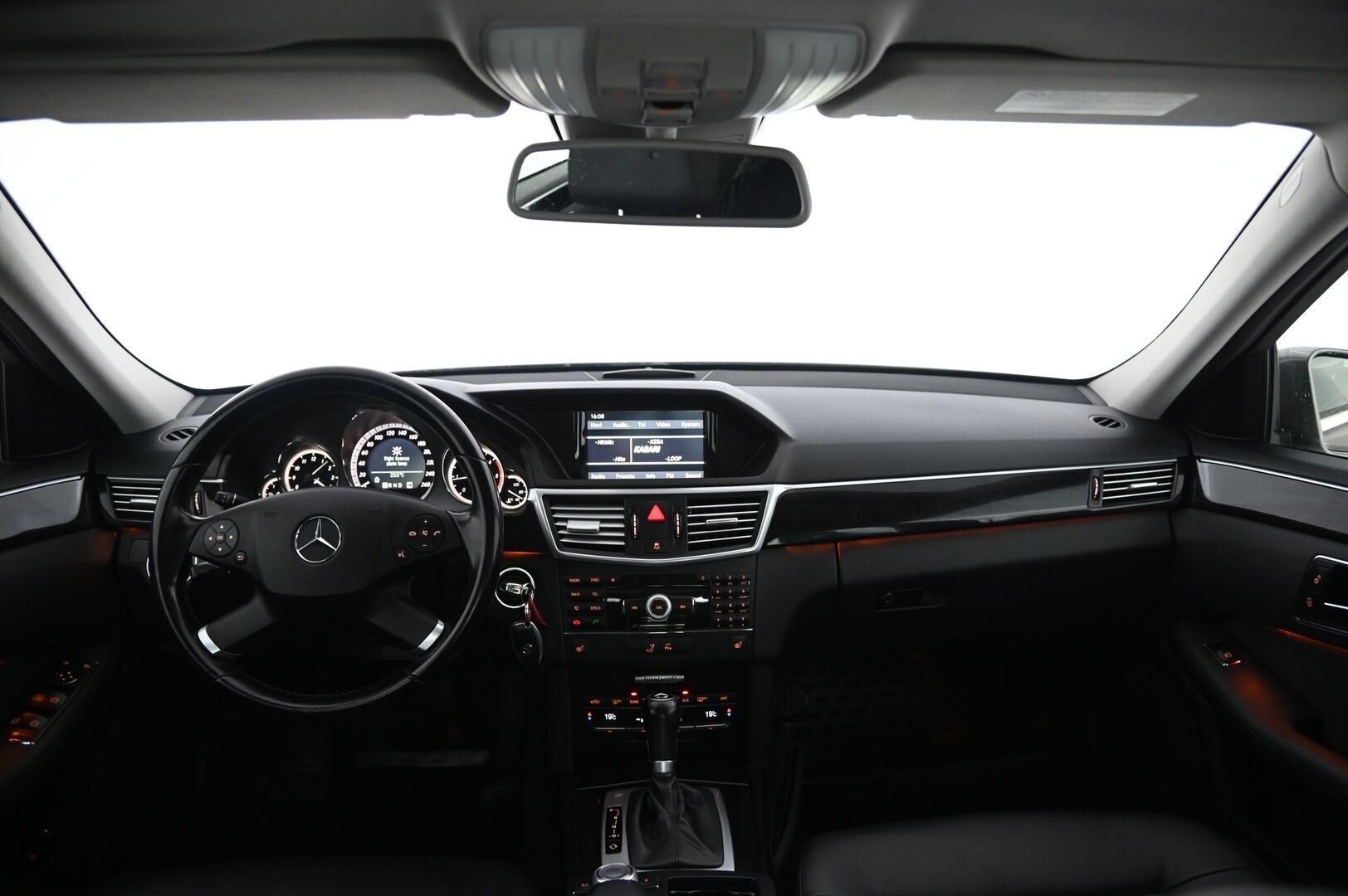 Mercedes-Benz E 2009 220 CDI*Myydään Huutokaupat.com*