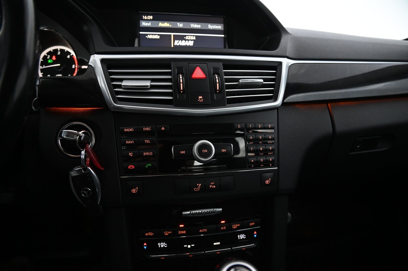 Mercedes-Benz E 2009 220 CDI*Myydään Huutokaupat.com*