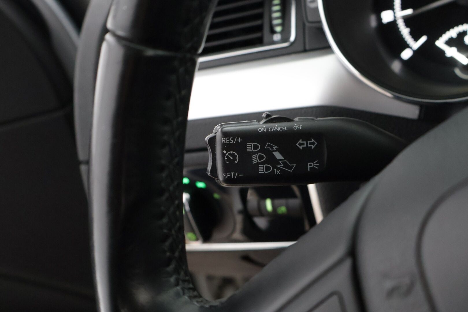 Skoda Superb 2011 Combi 1,8 TSI Ambition DSG Autom */ Lohko / Xenon / Suomiauto / Vakkari /*