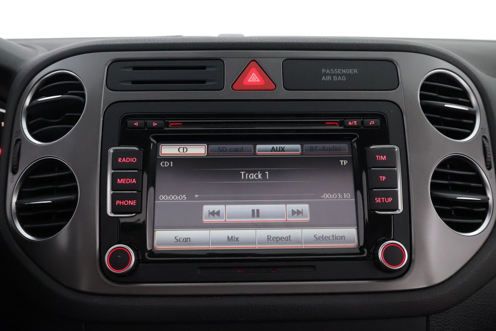 Volkswagen Tiguan 2011 Sport & Style 2,0 TDI 103 kW (140 hv) 4MOTION DSG-automaatti MYYDÄÄN HUUTOKAUPAT.COM! - MYYDÄÄN HUUTOKAUPAT.COM!