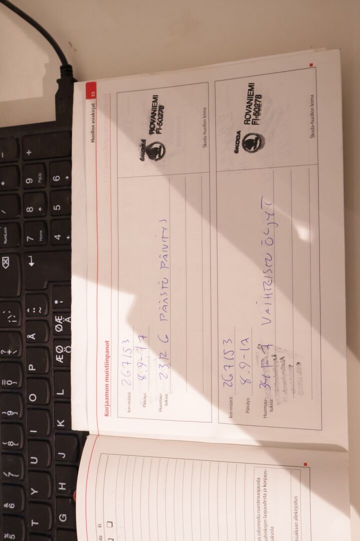 Skoda Octavia 2011 Combi 1,6 TDI Elegance DSG Autom. - YritysOutlet - Myydään vain yrityksille - Suomi-Auto / Webasto / Vetokoukku! - Osta nyt, maksa vasta ensi vuonna