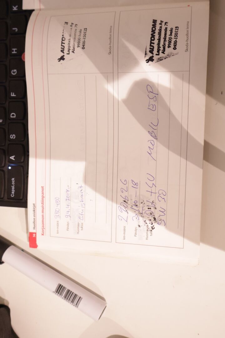 Skoda Octavia 2011 Combi 1,6 TDI Elegance DSG Autom. - YritysOutlet - Myydään vain yrityksille - Suomi-Auto / Webasto / Vetokoukku! - Osta nyt, maksa vasta ensi vuonna