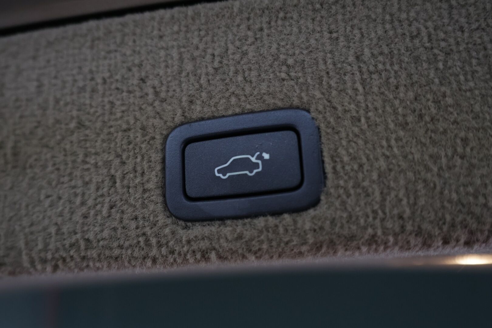 Volvo XC60 2011 D3 Summum aut - | Koukku! | Webasto! | Summum! | Kerma Nahat! | Tästä Vimosenpäälle Summum varusteltu xc 60 seuraavalle omistajalle! | 