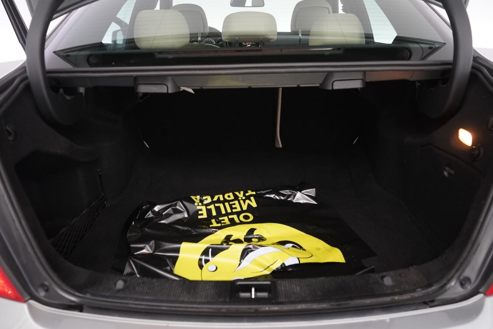 Mercedes-Benz C 2011 200 CGI BE A Premium Business * Vakkari / Koukku / Lohko / Tutkat / Penkinlämmittimet* - Juuri katsastettu / Viimeisin huolto 10 / 25 / Kahdet renkaat