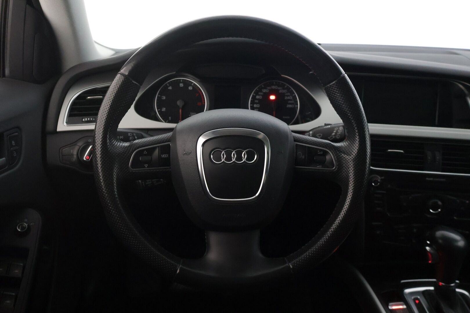 Audi A4 allroad quattro 2011 2,0 TFSI quattro 30v S tronic-autom. - YritysOutlet -  tämä auto myydään vain yrityksille