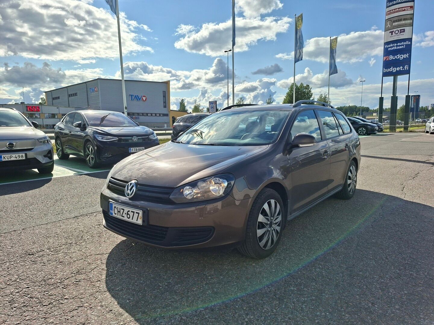 Volkswagen Golf 2011 Variant Trendline 1,2 TSI 77 kW (105 hv) Bluemotion Technology - YritysOutlet - Myydään vain yrityksille - – Tämä auto myydään YritysOutlet -valikoimasta vain yritykselle