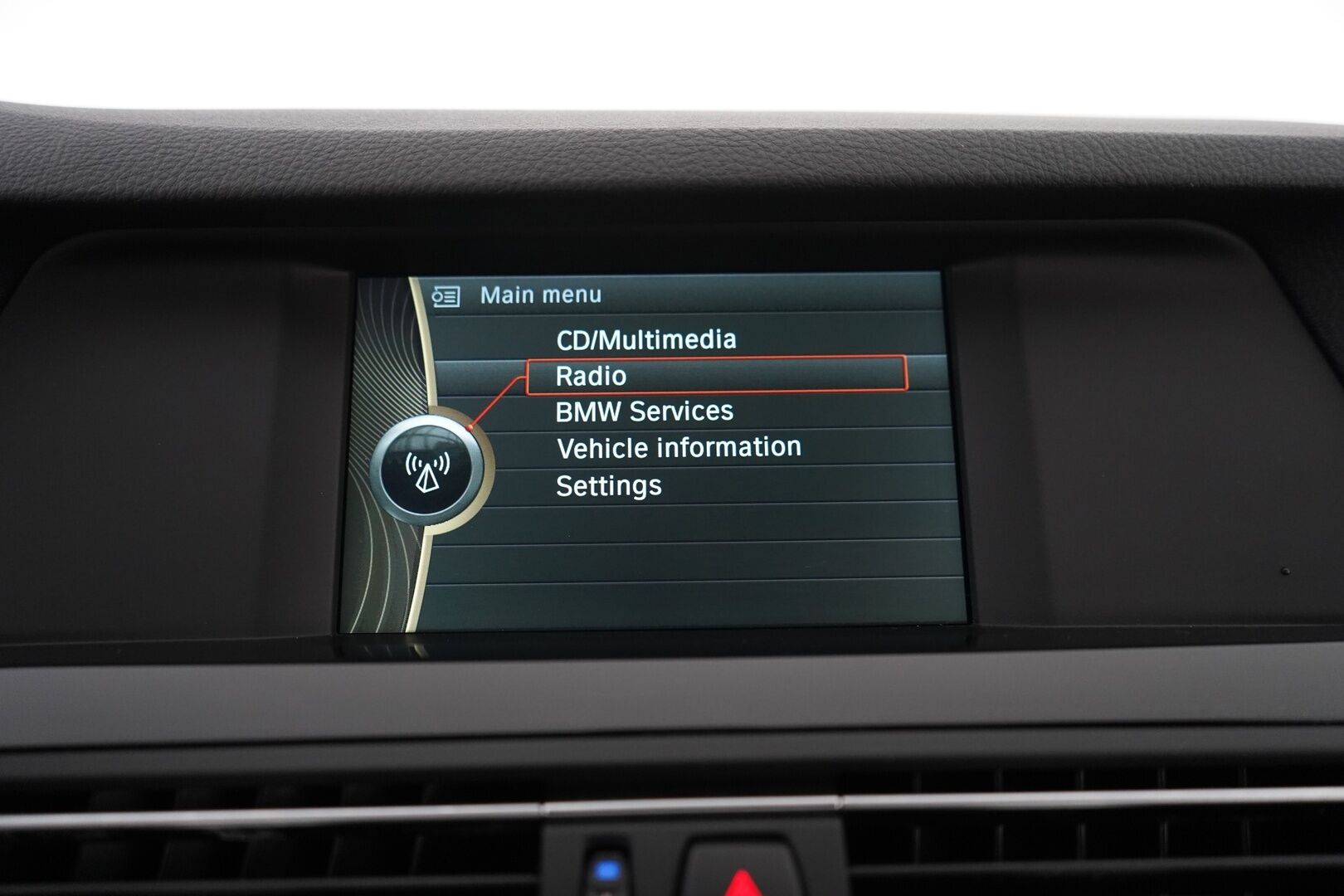BMW 520 2011 A F10 Sedan Business - Suomi-auto | 1-omisteinen | Vakkari | Tutka | Osittain sähkösäätöiset istuimet | Kahdet BMW vanteet