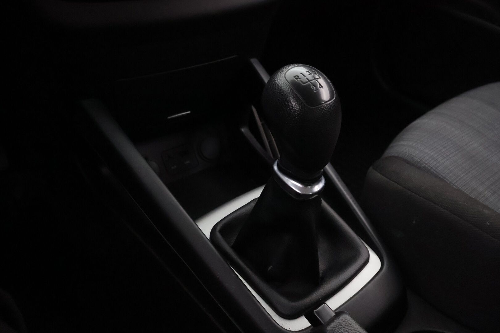 Kia cee'd 2011 1,4 ISG LX SW EcoDynamics - MYYDÄÄN HUUTOKAUPAT.COM