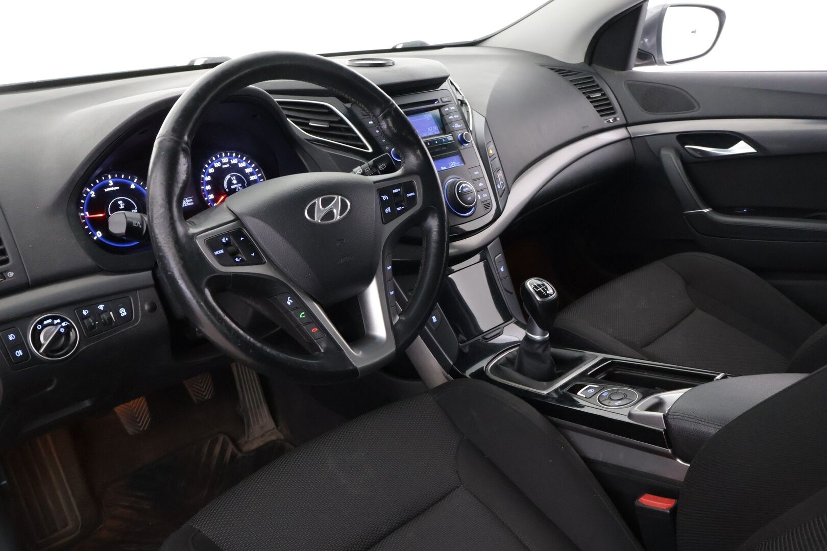 Hyundai i40 2013 Wagon 1,7 CRDi 85kW 6MT ISG Style - *Myydään Huutokaupat.com!*