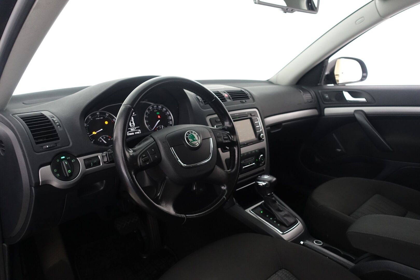 Skoda Octavia 2012 1,4 TSI Elegance DSG Autom | Myydään Huutokaupat.com ! |