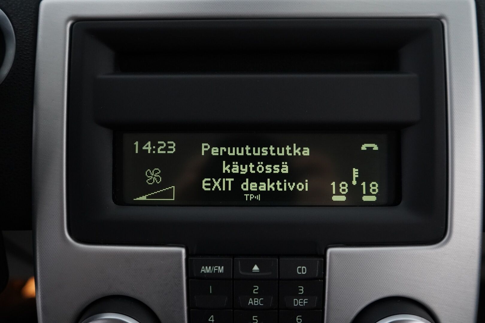 Volvo C30 2011 1,6D DRIVe S/S Momentum *PA-Lämmitin / Puolinahat / Ilmastointi / Vakkari* - Hyvin huollettu / Juuri katsastettu / Kahdet hyvät renkaat Volvon vanteilla