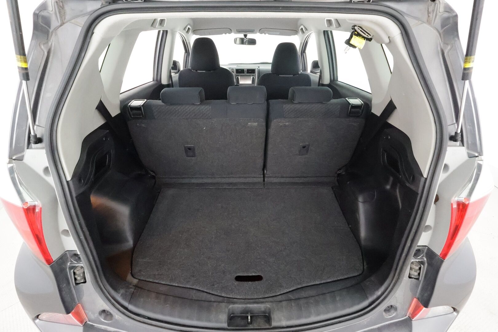 Toyota Verso-S 2012 1,33 Dual VVT-i Stop & Start Linea Sol Multidrive S * Lohkolämmitin / Bluetooth / Rattivaihteet / Ilmastointi * - Koukku / P.Kamera / Suomi-auto / Kahdet renkaat