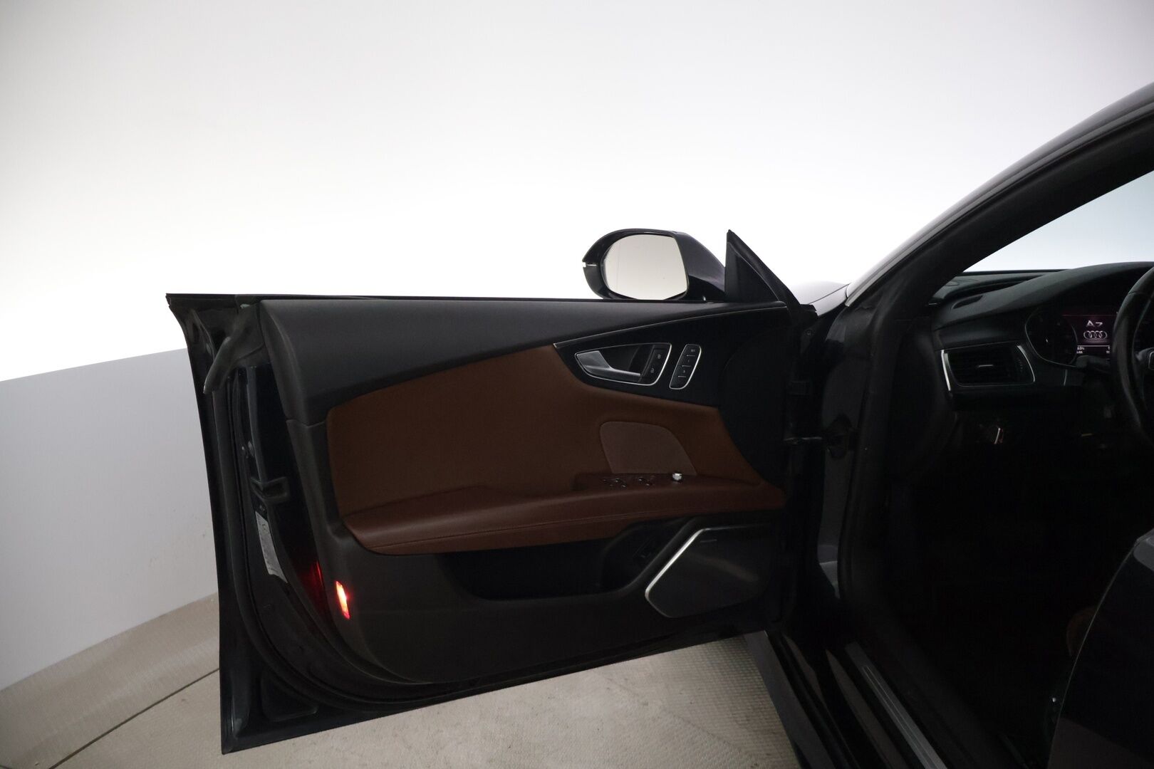 Audi A7 2011 3,0 V6 TDI quattro S tronic Start-Stop - | MYYDÄÄN HUUTOKAUPAT.COMISSA | Ilma-alusta | B&O | Tyylikäs |
