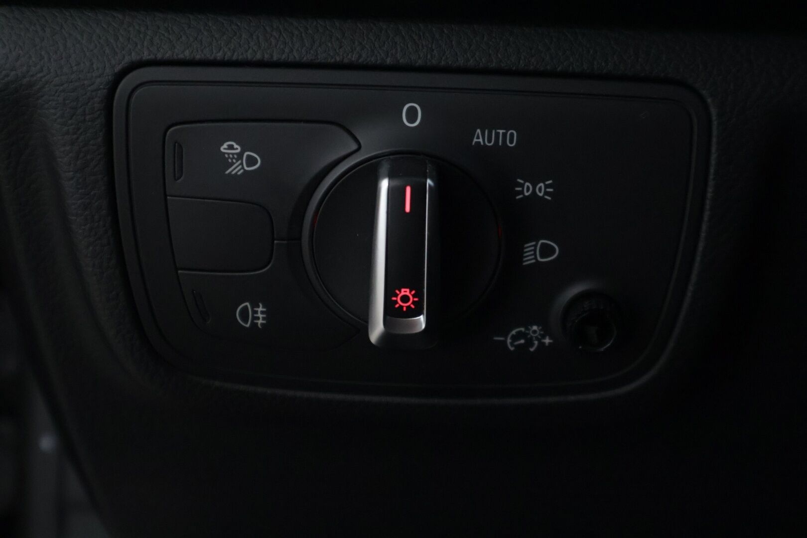 Audi A7 2011 3,0 V6 TDI quattro S tronic Start-Stop - | MYYDÄÄN HUUTOKAUPAT.COMISSA | Ilma-alusta | B&O | Tyylikäs |