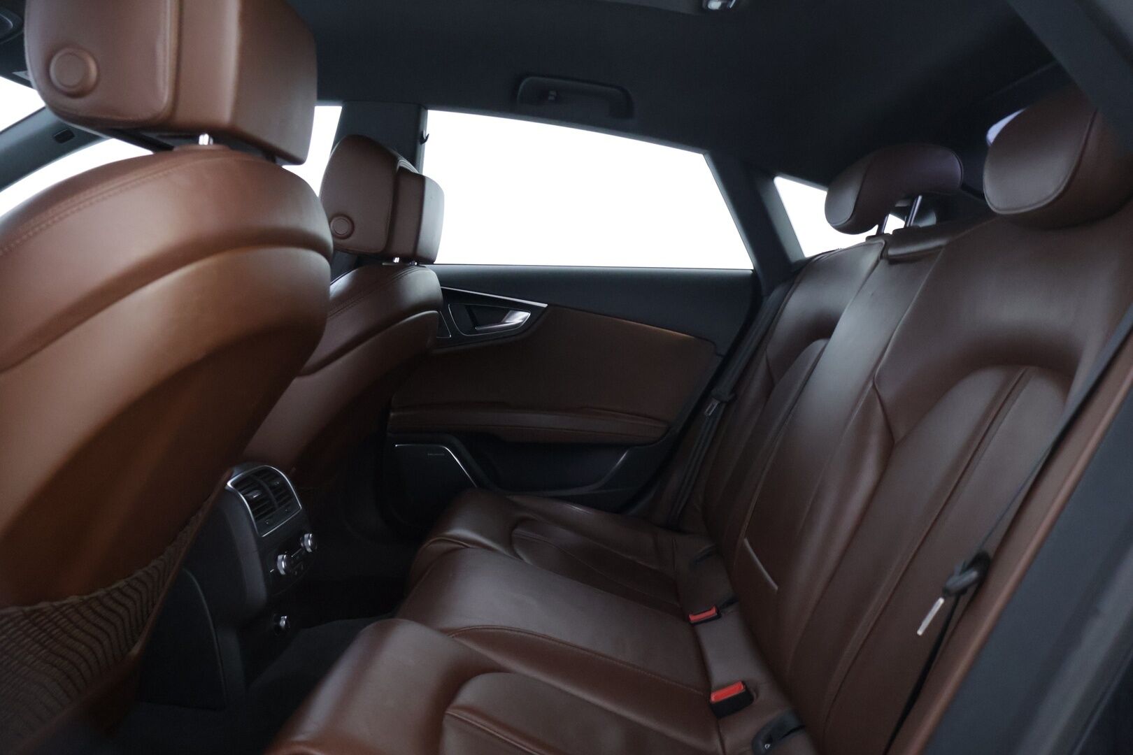 Audi A7 2011 3,0 V6 TDI quattro S tronic Start-Stop - | MYYDÄÄN HUUTOKAUPAT.COMISSA | Ilma-alusta | B&O | Tyylikäs |