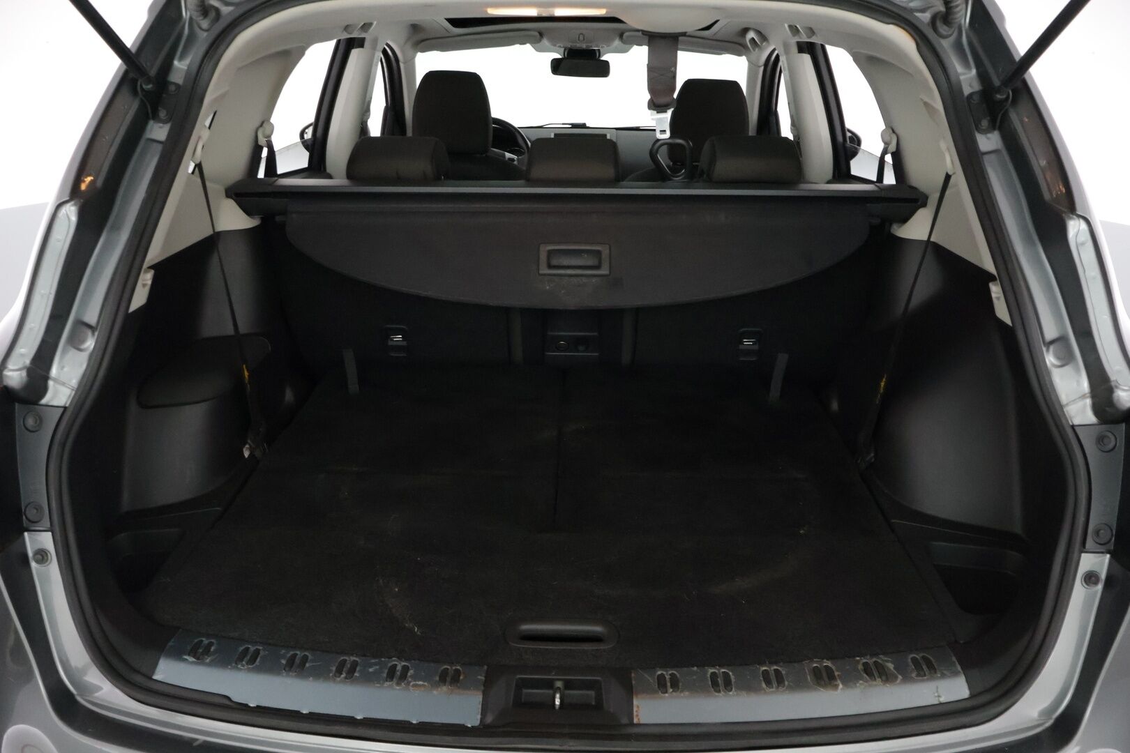 Nissan Qashqai+2 2012 1,6L Stop / Start System Acenta 2WD 5M/T Connect - *7 Paikkainen / Lohko / Lasikatto / Vakkari / Bluetooth*
