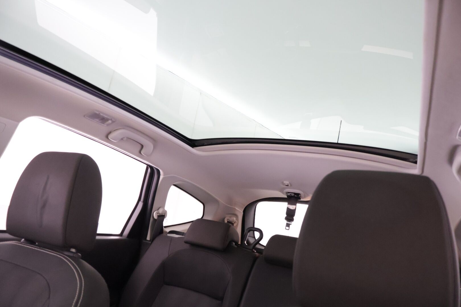 Nissan Qashqai+2 2012 1,6L Stop / Start System Acenta 2WD 5M/T Connect - *7 Paikkainen / Lohko / Lasikatto / Vakkari / Bluetooth*