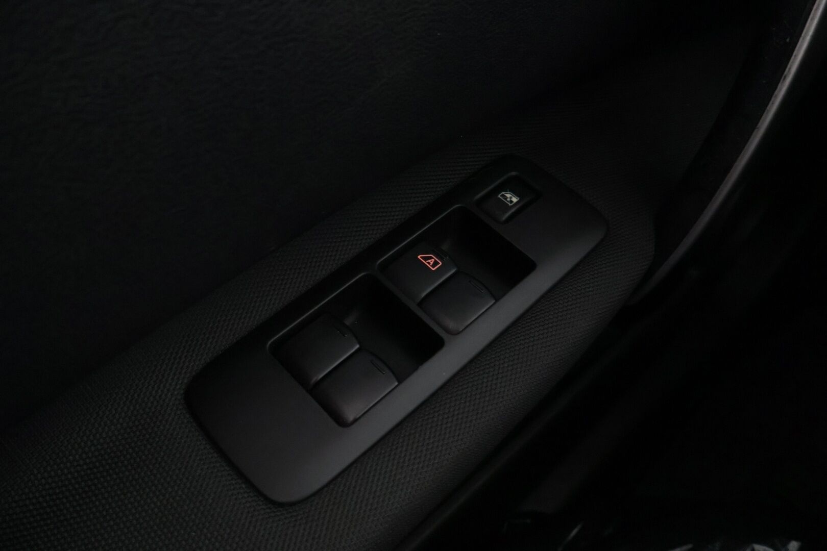 Nissan Qashqai+2 2012 1,6L Stop / Start System Acenta 2WD 5M/T Connect - *7 Paikkainen / Lohko / Lasikatto / Vakkari / Bluetooth*