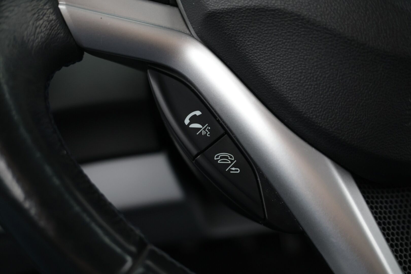 Honda CR-Z 2010 1,5 GT / Vakkari / Sporttipenkit / Manuaali / Kahdet renkaat aluilla - HULLUT AVAJAISHULINAT KORKOTARJOUS 3,29 %