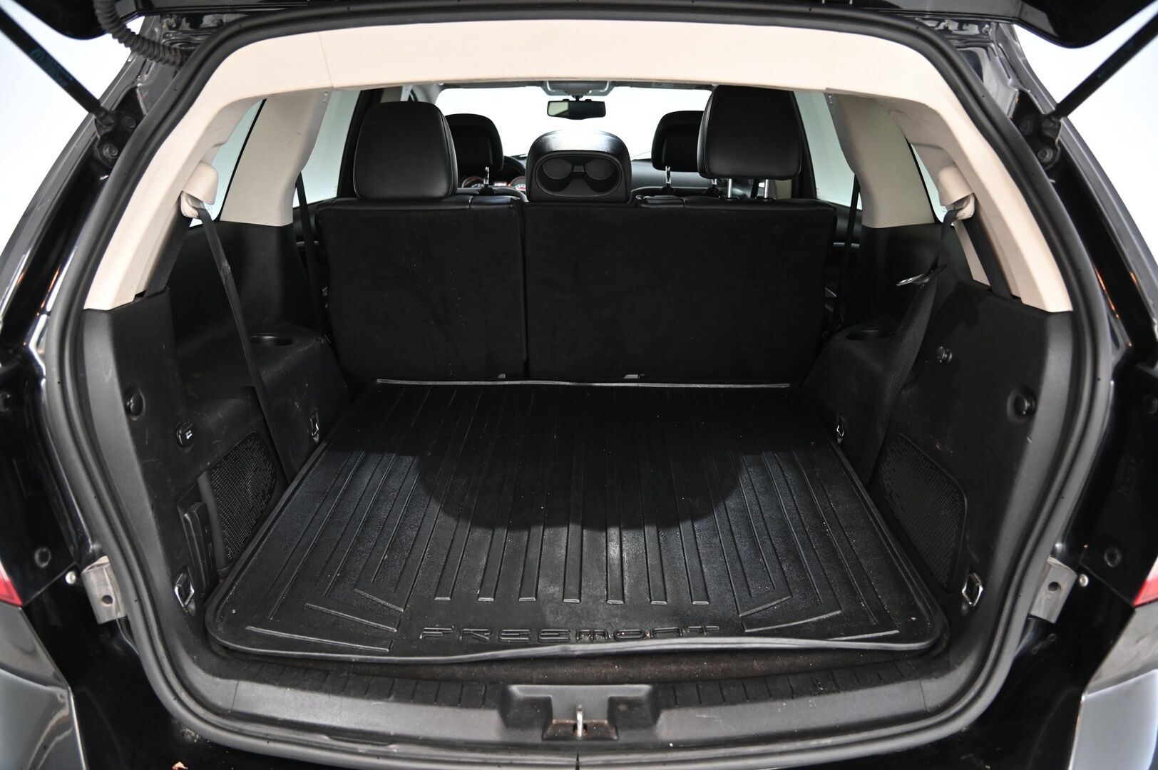 Fiat Freemont 2013 2,0 MultiJet 170hv A6 4x4 All Included 7h Diesel *YritysOutlet - Myydään vain yrityksille* - *YritysOutlet - Myydään vain yrityksille* Alpine Sound / 7 Paikkanen / Vakkari / Keyless / Koukku / Webasto 2x Avain 