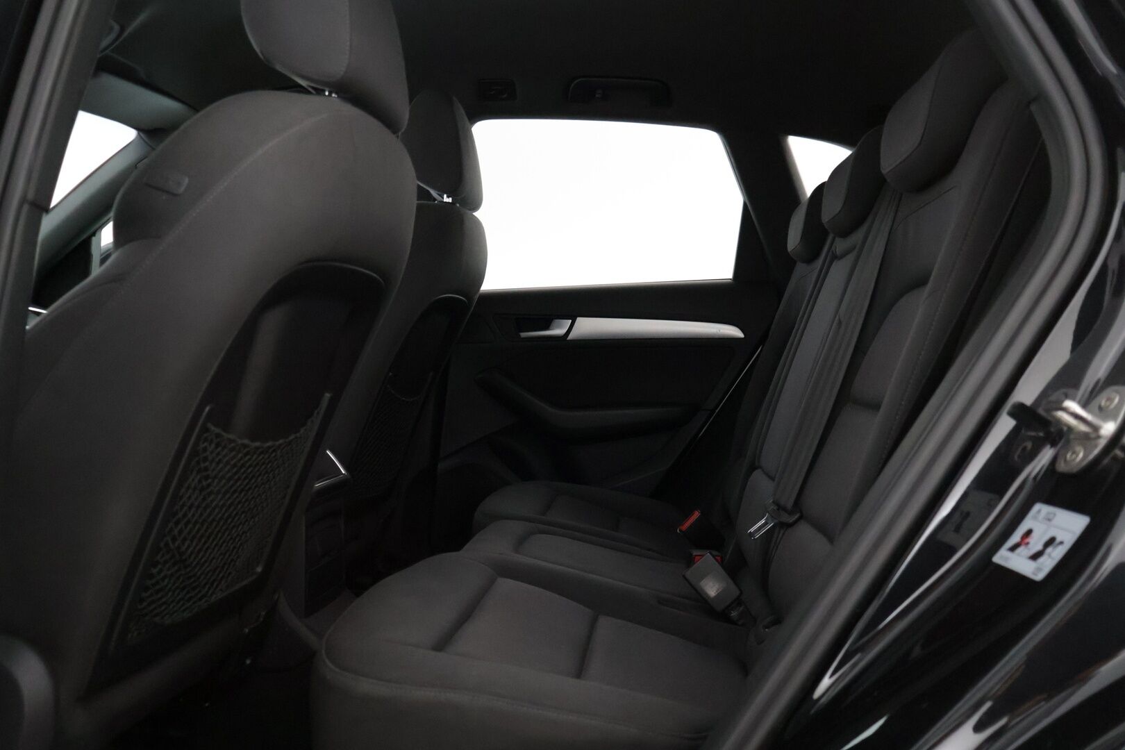 Audi Q5 2014 Offroad Business 2,0 TDI 130 kW quattro S tronic * Webasto / Vakionopeudensäädin / P.Tutkat takana / Sähköluukku * - Vetokoukullinen Suomi-auto!