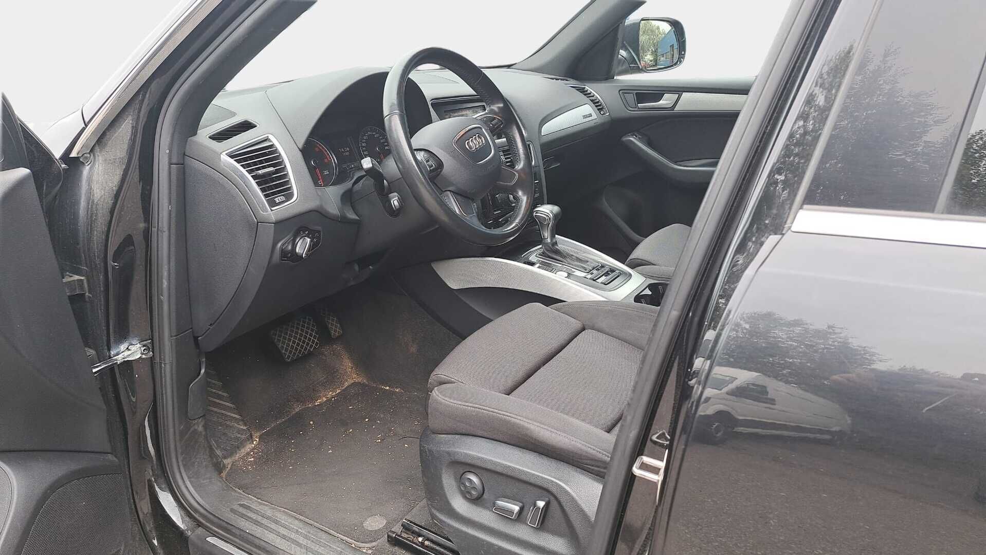 Audi Q5 2014 Offroad Business 2,0 TDI 130 kW quattro S tronic * Webasto / Vakionopeudensäädin / P.Tutkat takana / Sähköluukku * - Vetokoukullinen Suomi-auto!