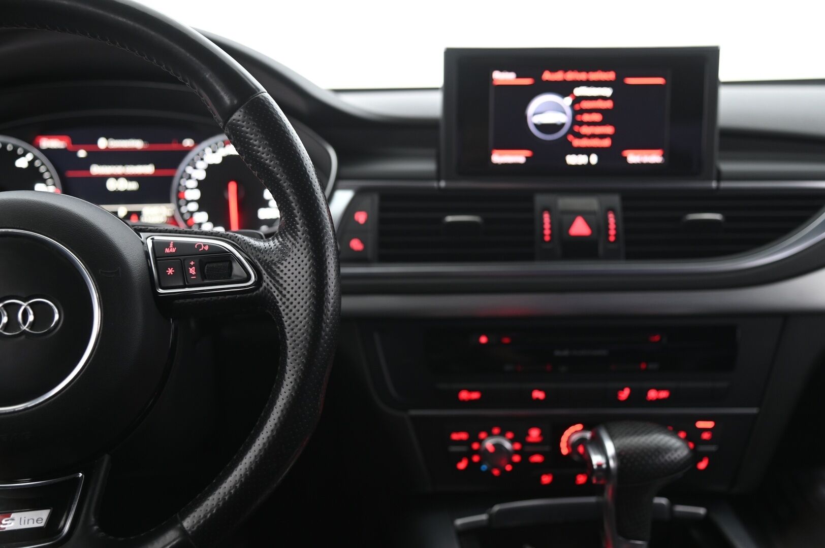 Audi A7 2013 S-line edition 3,0 V6 TDI Biturbo 230 kW quattro tiptronic - Webasto | Suomi-Auto | Vakionopeudensäädin | Xenon | Vetokoukku | Moottori Ja Vaihteisto Ohjelmoitu | Kahdet Renkaat Alumiinivanteilla 