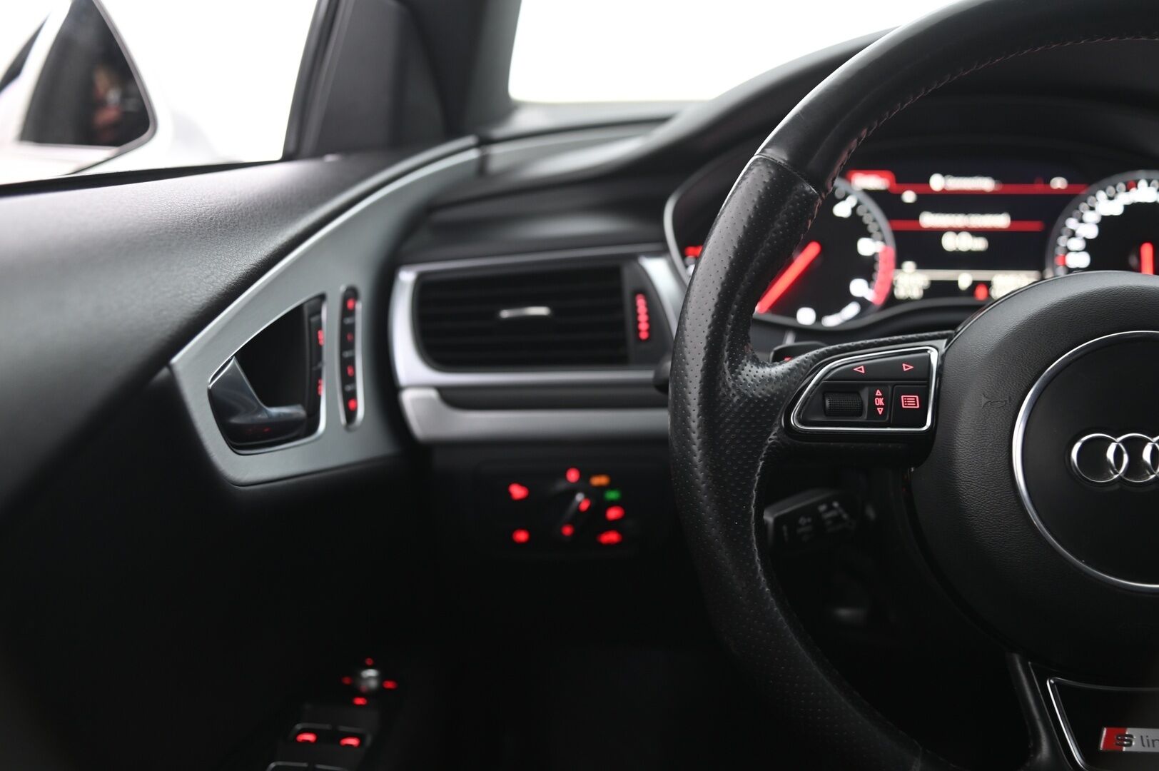 Audi A7 2013 S-line edition 3,0 V6 TDI Biturbo 230 kW quattro tiptronic - Webasto | Suomi-Auto | Vakionopeudensäädin | Xenon | Vetokoukku | Moottori Ja Vaihteisto Ohjelmoitu | Kahdet Renkaat Alumiinivanteilla 