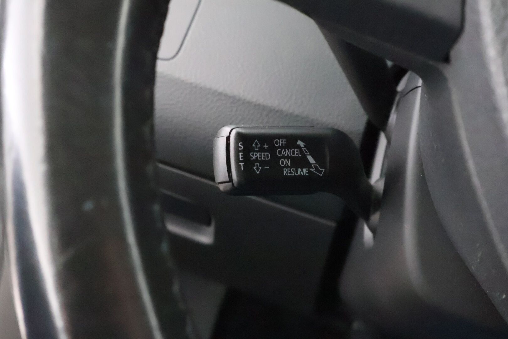 Volkswagen Passat 2012 Sedan Comfortline 1,4 TSI MultiFuel 118 kW (160 hv) DSG-automaatti * Suomiauto / Vakkari / Xenon / Lohko & Sisäpistoke - 2x Hyvät renkaat / Jakopää ketjulla / Juuri tullut Tampereelle!