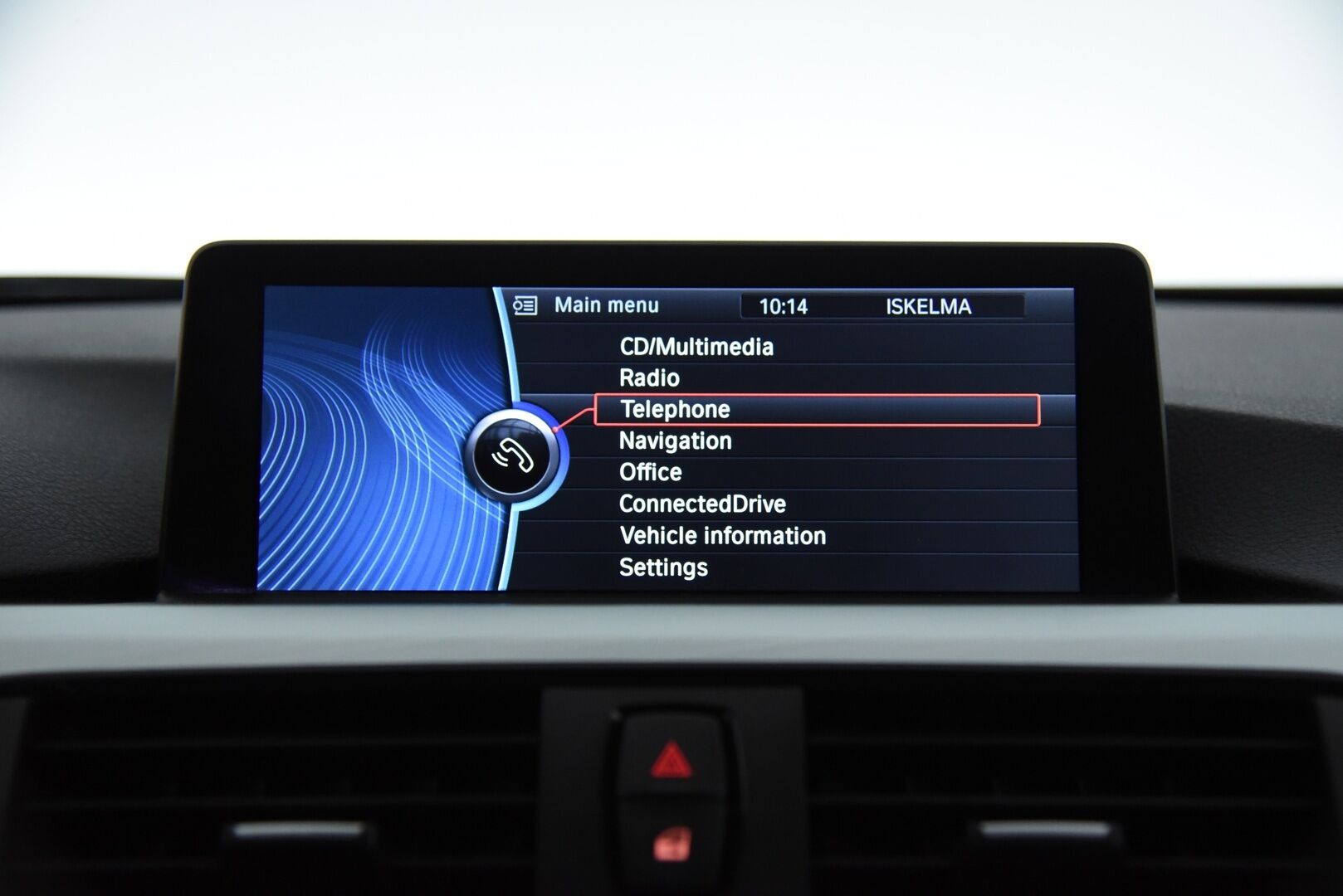 BMW 328 2013 TwinPower Turbo Sport A xDrive F30 / H/K / HUD / Kattoluukku / Keyless / Prof. navi - Juuri katsastettu ja huollettu!