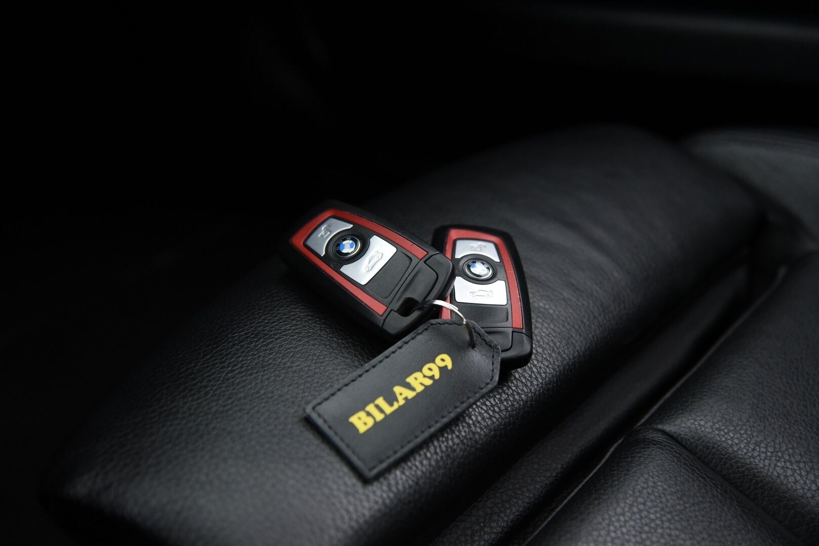 BMW 328 2013 TwinPower Turbo Sport Line xDrive F30 / Harman/Kardon / Prof. navi / HUD / Kattoluukku / Keyless - Juuri katsastettu ja huollettu! - HULLU BLACKWEEK KORKOTARJOUS 2,49%