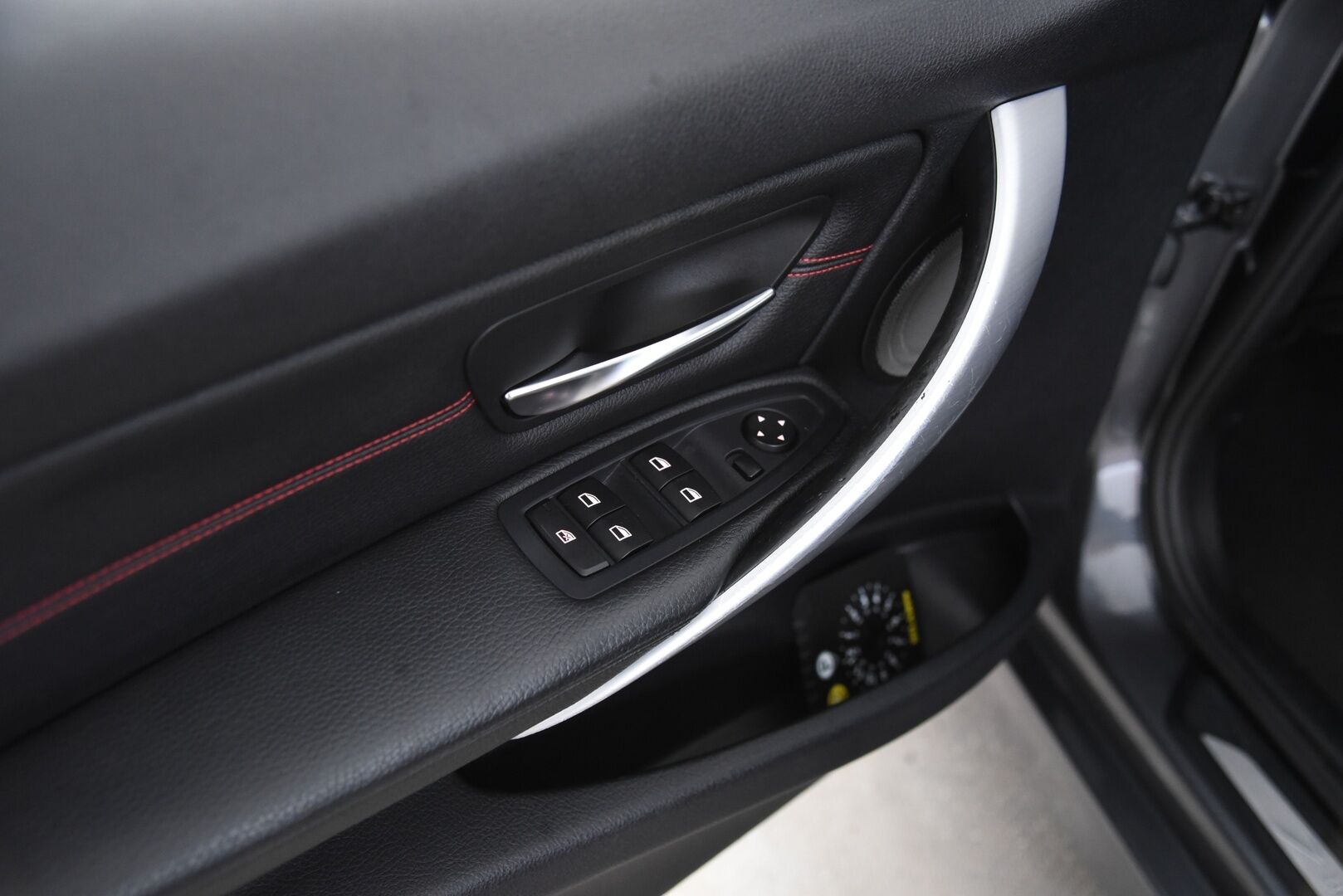 BMW 328 2013 TwinPower Turbo Sport Line xDrive F30 / Harman/Kardon / Prof. navi / HUD / Kattoluukku / Keyless - Juuri katsastettu ja huollettu! - HULLU BLACKWEEK KORKOTARJOUS 2,49%