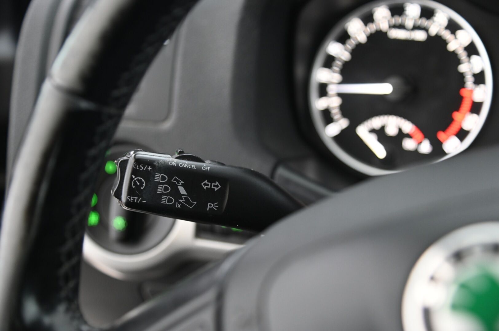 Skoda Octavia 2012 1,6 TDI Elegance DSG Autom.*Myydään Huutokaupat.com*