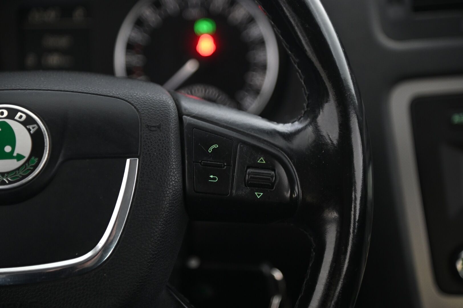 Skoda Octavia 2012 1,6 TDI Elegance DSG Autom.*Myydään Huutokaupat.com*