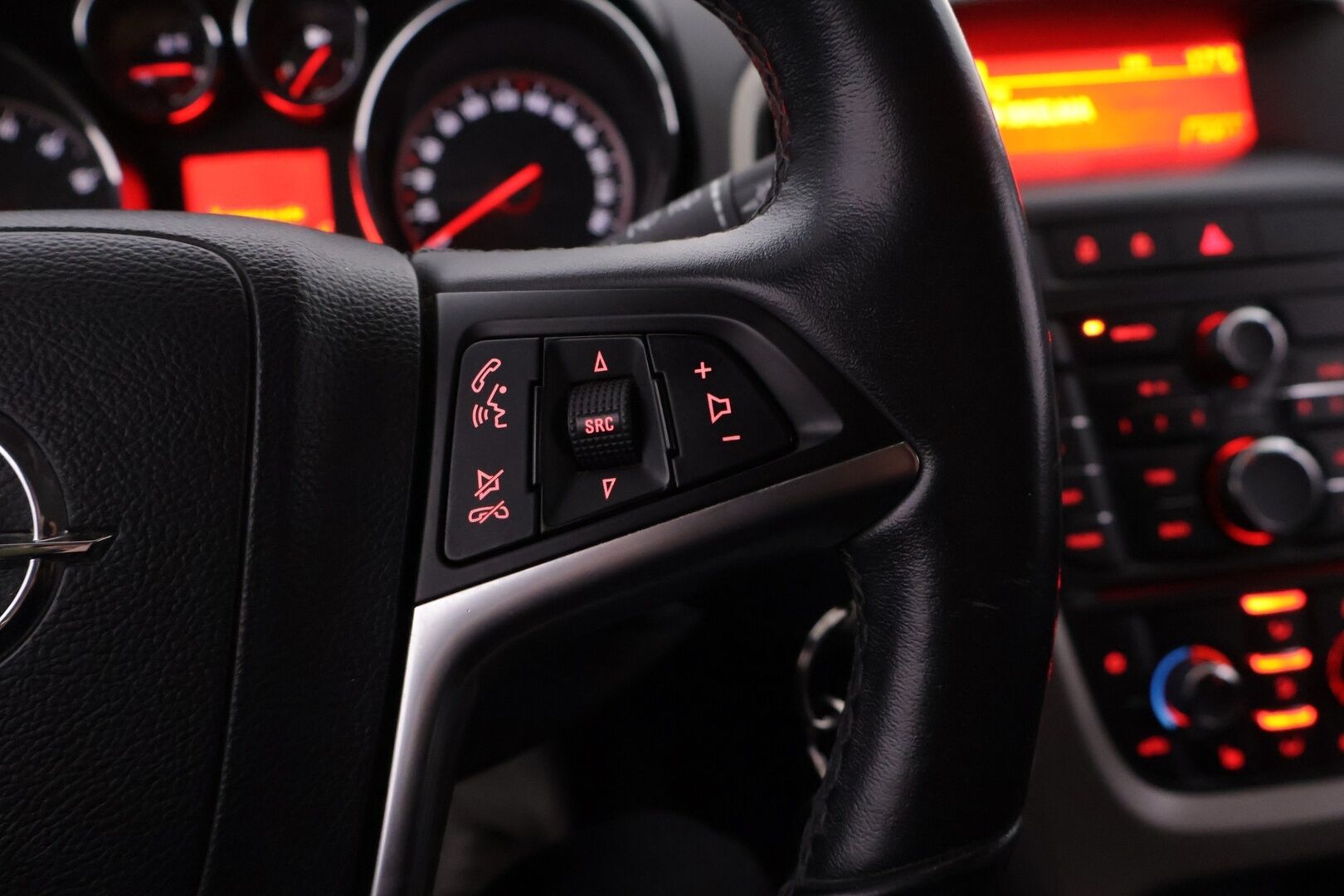 Opel Astra 2012 Sports Tourer Enjoy 1,4 Turbo ecoFLEX Start/Stop 88kW - YritysOutlet - Myydään vain yrityksille - Lohko / Ratinlämmitin / Hyvä huoltohistoria!