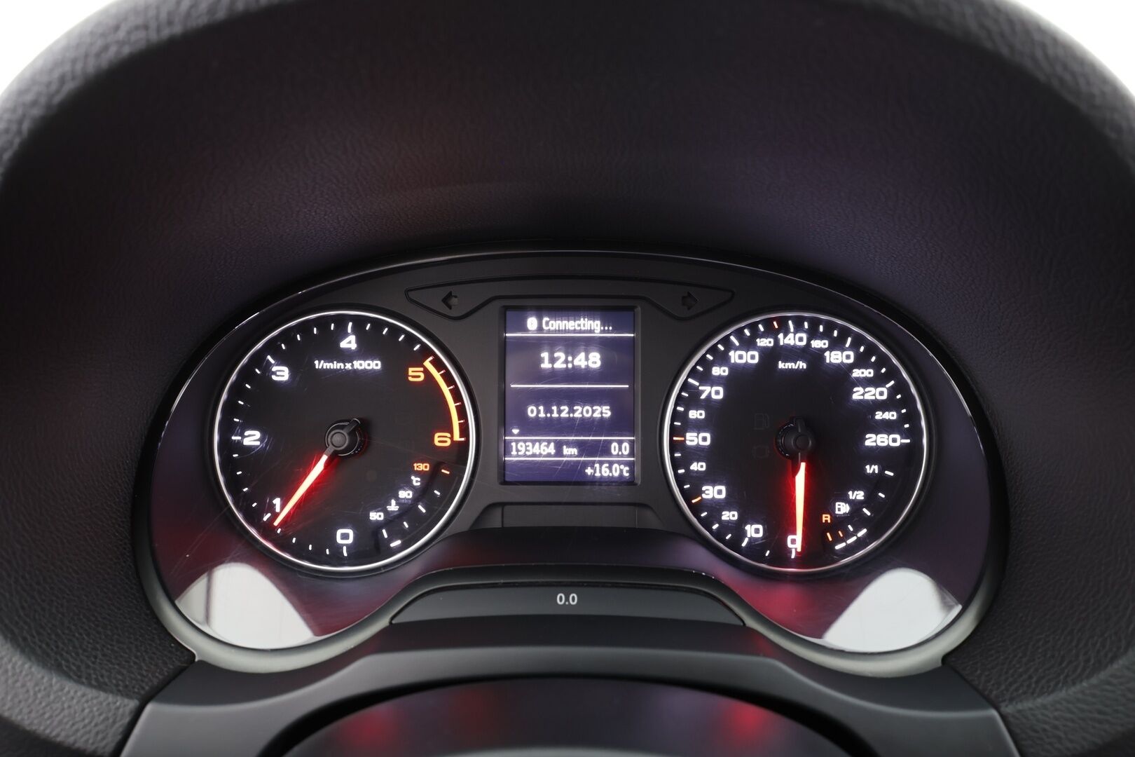 Audi A3 2013 Sportback Business 1,6 TDI 77 kW - Hiljattain huollettu ja katsastettu | Suomi-auto | Vakkari | P.tutka | Webasto | Xenon | Ilman Adblue