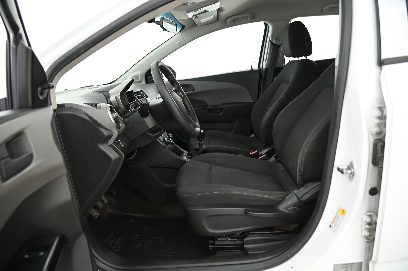Chevrolet Aveo 2013 5-ov LT 1,2 63kW MT5 *Lohko / Vakkari / Suomi-auto / MYYDÄÄN HUUTOKAUPAT.COM
