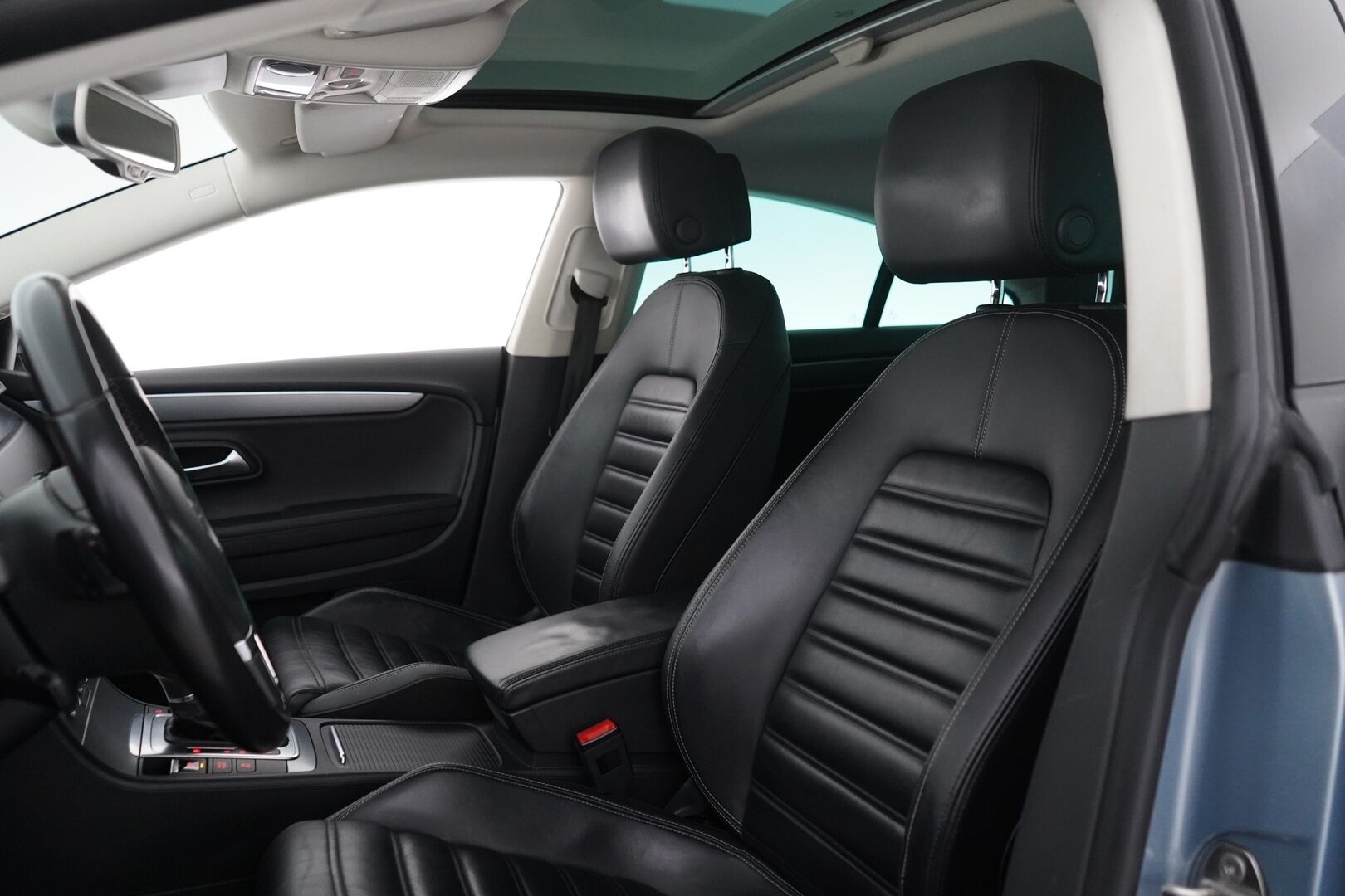 Volkswagen CC 2013 1,4 TSI MultiFuel 118 kW (160 hv) DSG-automaatti *ACC / Nahat / Panorama / Koukku / Osasähkö* - Kahdet renkaat VW aluvantein / Todella hyvät huollot / Suomi-auto