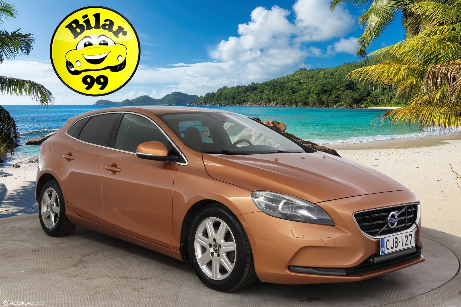 Volvo V40 2013 D2 Momentum aut * Webasto / P-tutkat takana / Bluetooth / Lohkolämmitin / Navi * - Suomi-auto / Hyvin pidetty / 2x Aluvanteet