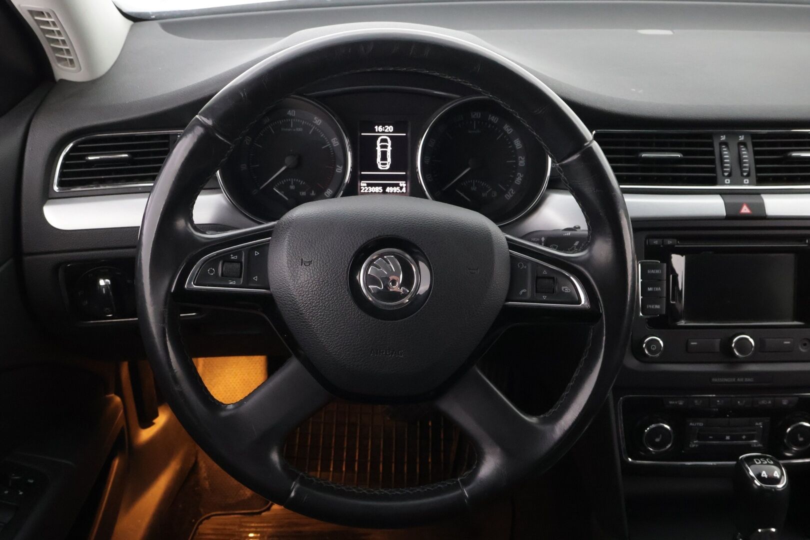 Skoda Superb 2013 3,6 FSI V6 4x4 Ambition Business DSG Autom. - YritysOutlet - Myydään vain yrityksille - – Tämä auto myydään YritysOutlet -valikoimasta vain yritykselle