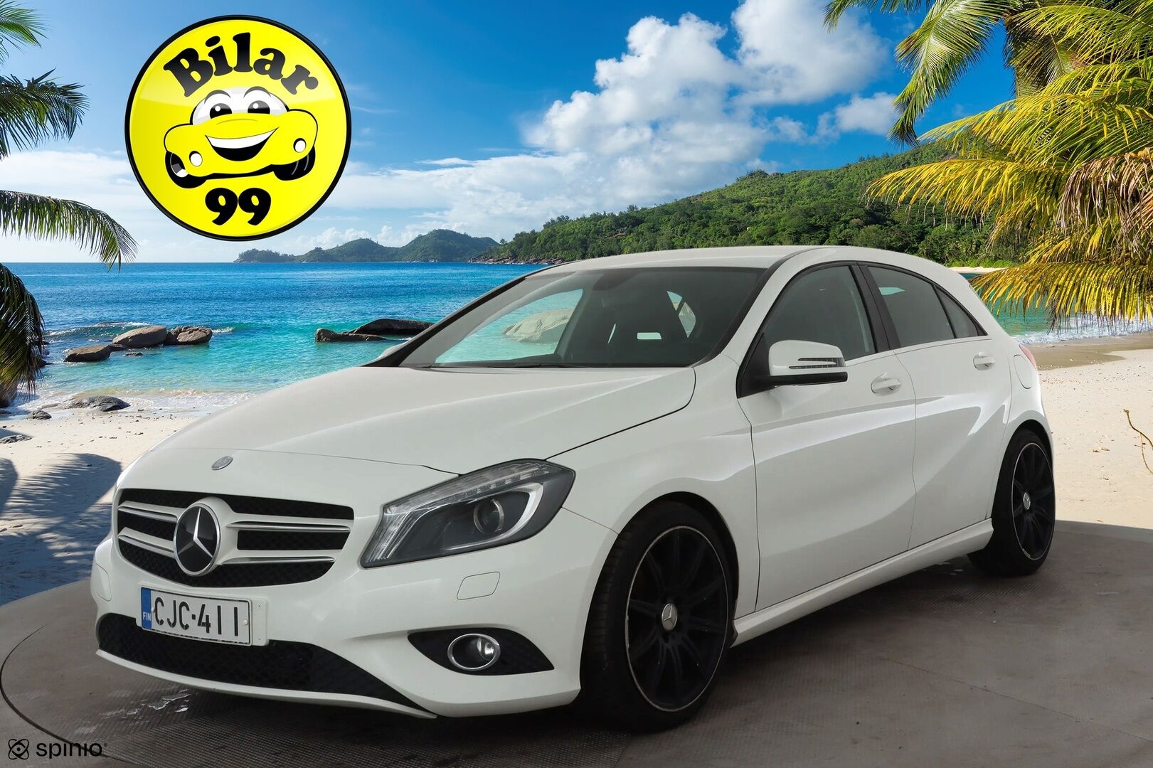 Mercedes-Benz A 2013 180 BE * Xenon / Lohko / Puolinahat / Bluetooth / Hyvät huollot * - Kahdet renkaat